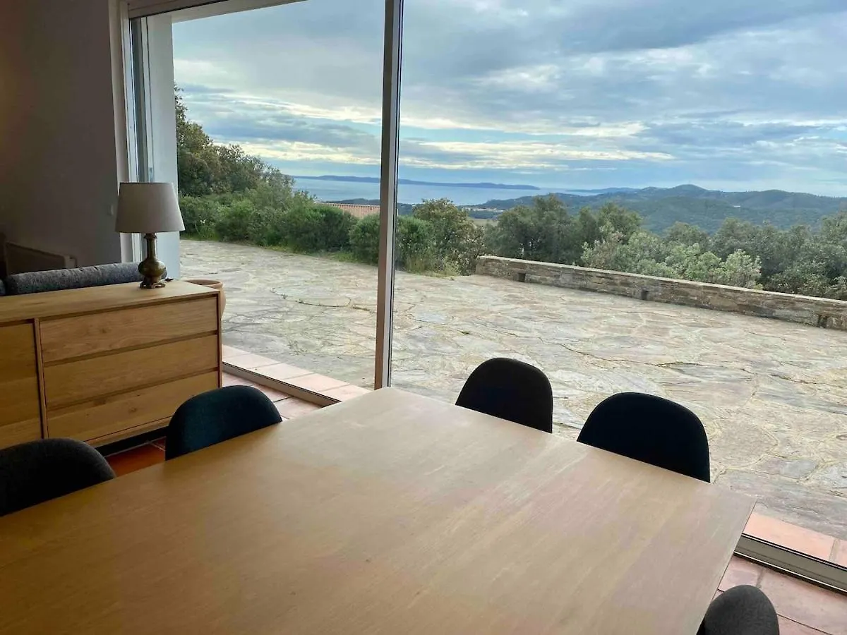 Holiday home Bienvenue Au Paradis, Vue Imprenable Sur Les Iles Bormes-les-Mimosas