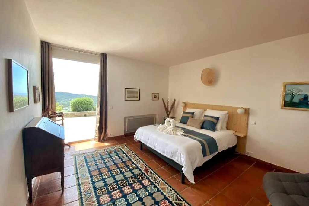 Holiday home Bienvenue Au Paradis, Vue Imprenable Sur Les Iles Bormes-les-Mimosas France
