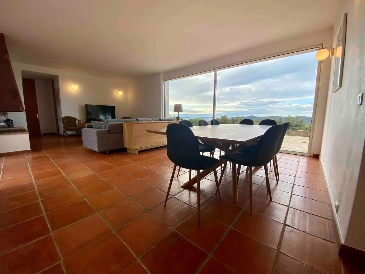 Holiday home Bienvenue Au Paradis, Vue Imprenable Sur Les Iles Bormes-les-Mimosas France